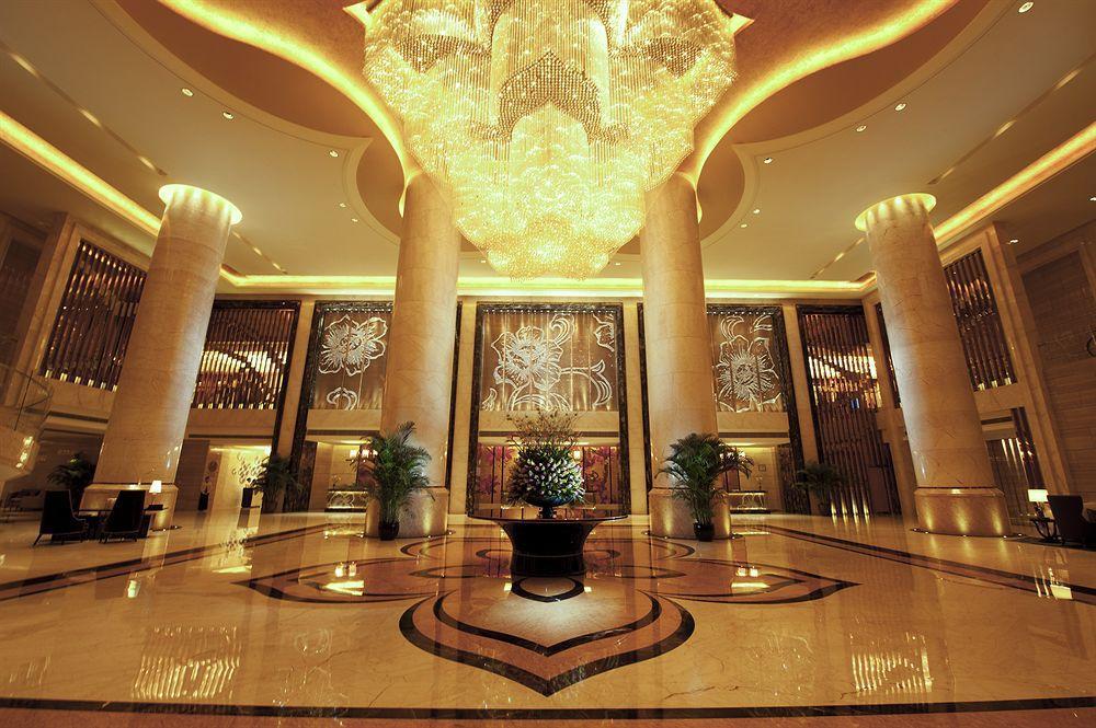 Hilton Guangzhou Baiyun - Free Shuttle For Canton Fair Period, Close To Luhu Golf Club & Leather Market İç mekan fotoğraf