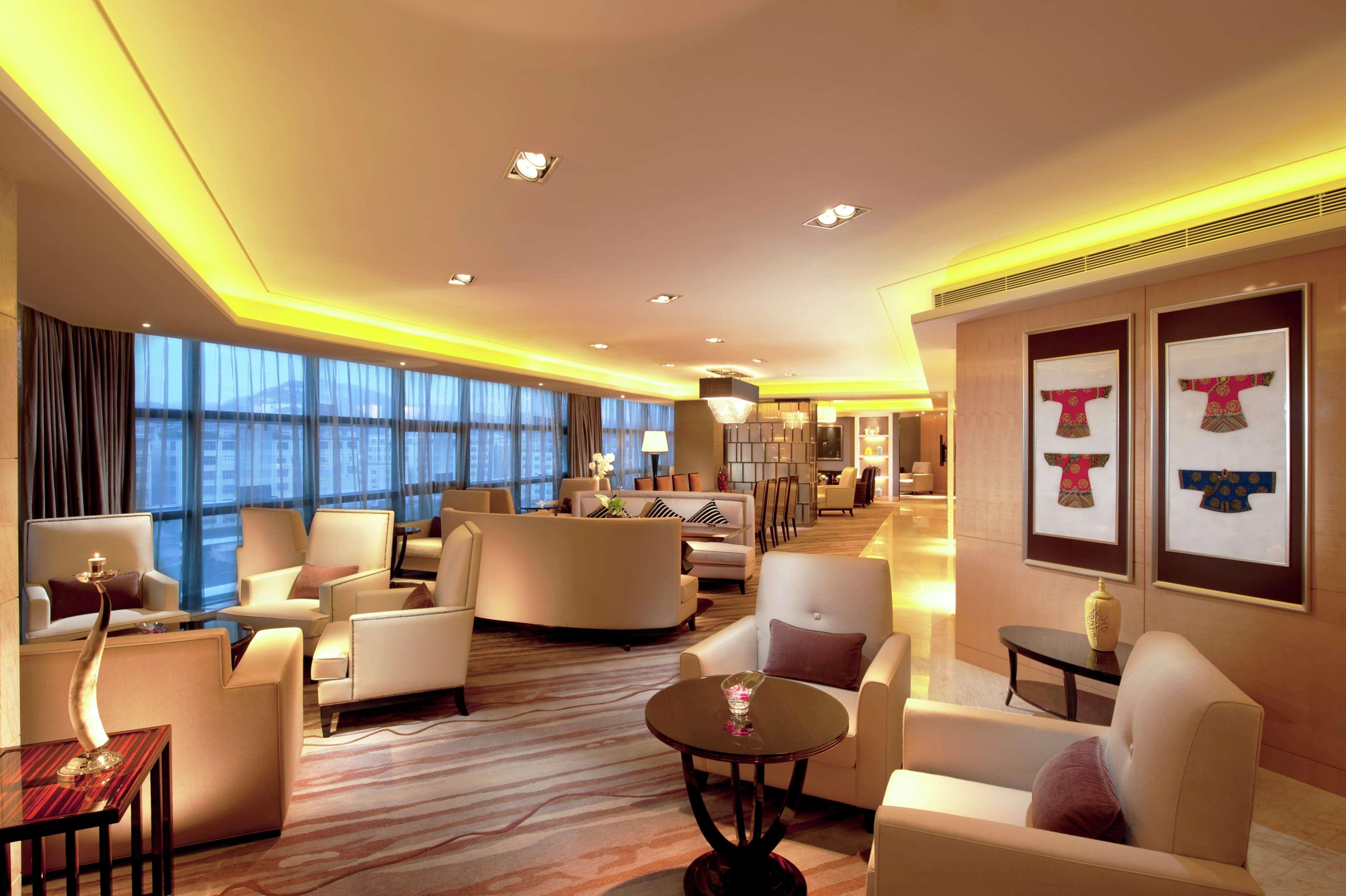 Hilton Guangzhou Baiyun - Free Shuttle For Canton Fair Period, Close To Luhu Golf Club & Leather Market Dış mekan fotoğraf