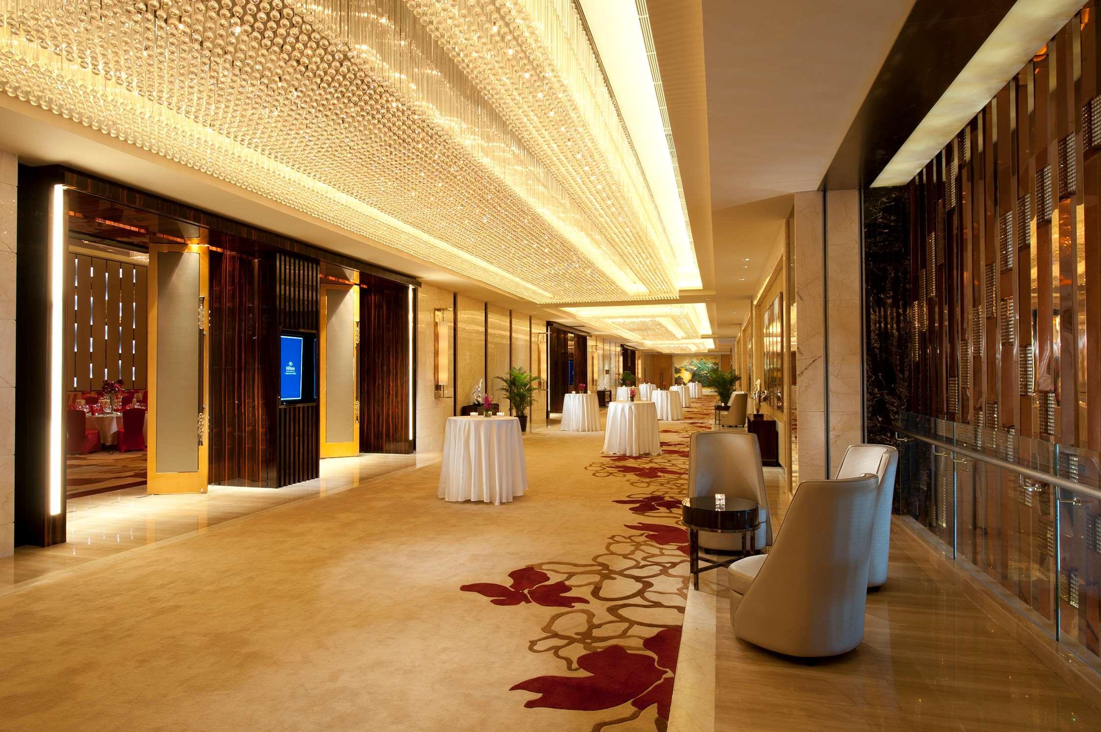 Hilton Guangzhou Baiyun - Free Shuttle For Canton Fair Period, Close To Luhu Golf Club & Leather Market İç mekan fotoğraf