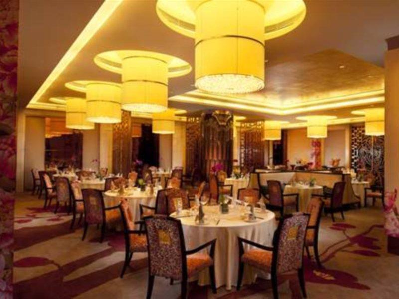 Hilton Guangzhou Baiyun - Free Shuttle For Canton Fair Period, Close To Luhu Golf Club & Leather Market Dış mekan fotoğraf